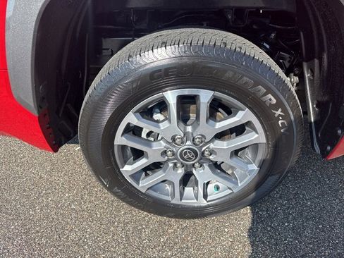 Used 2022 Toyota Tundra 1794 Edition image 14