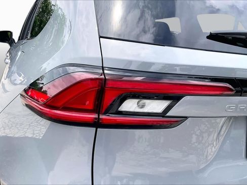 Used 2026 Toyota Grand Highlander AWD Hybrid image 29
