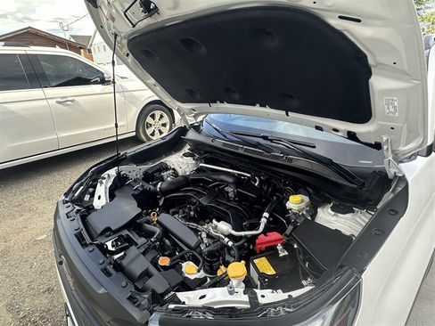 Used 2025 Subaru Forester AWD/4WD image 38