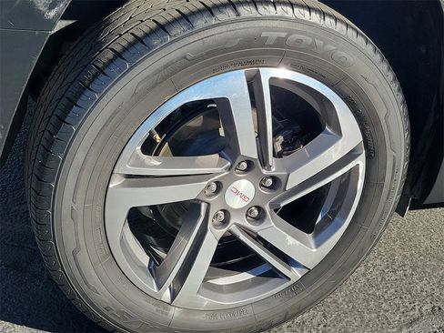 Used 2020 GMC Terrain SLT image 27