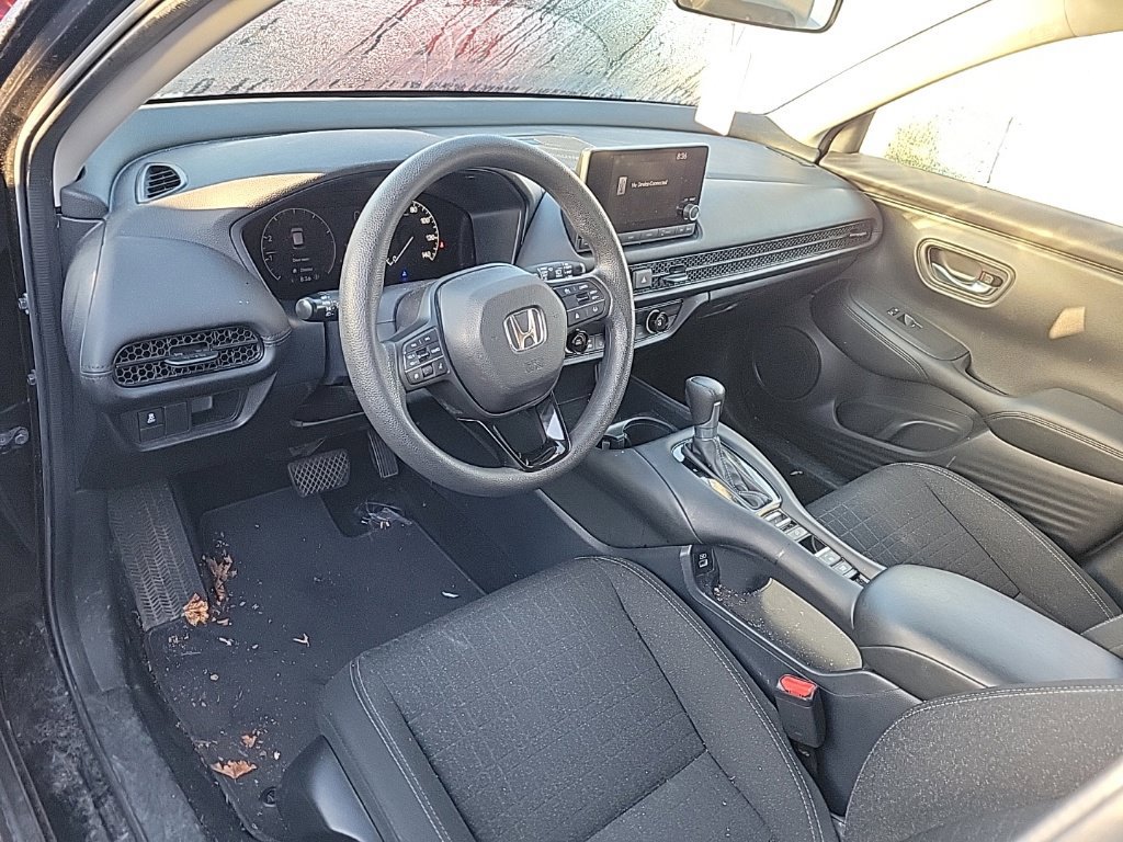Used 2023 Honda HR-V LX image 7