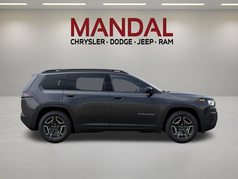 New 2026 Jeep Cherokee Laredo AWD/4WD image 21