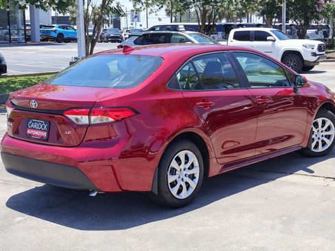 Used 2026 Toyota Corolla LE FWD image 2