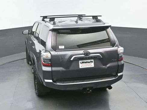 Used 2021 Toyota 4Runner SR5 AWD/4WD image 30