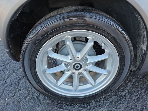 Used 2016 smart fortwo electric drive image 16