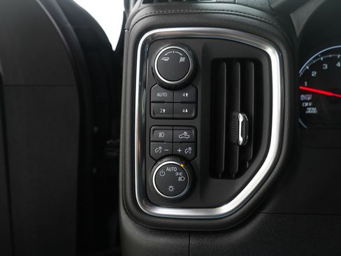 Used 2019 Chevrolet Silverado 1500 LT Trail Boss image 24