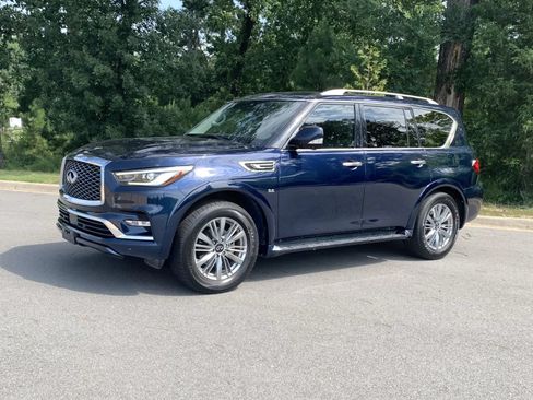 Used 2018 INFINITI QX80 2WD w/ Driver Assistance Package image 3