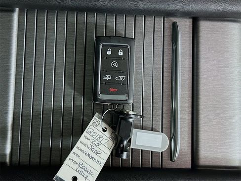 New 2025 Jeep Wagoneer L Series III w/ Quick Order Package 25C Super image 20