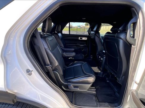 Used 2020 Ford Explorer ST w/ ST Street Pack image 30