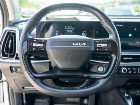 Certified 2026 Kia Sorento EX AWD/4WD image 15