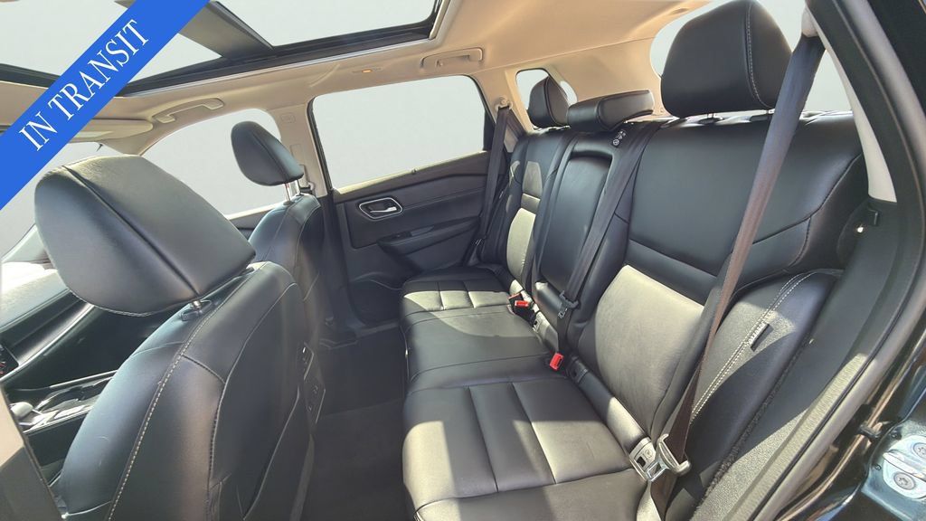 Used 2021 Nissan Rogue SL AWD/4WD image 20