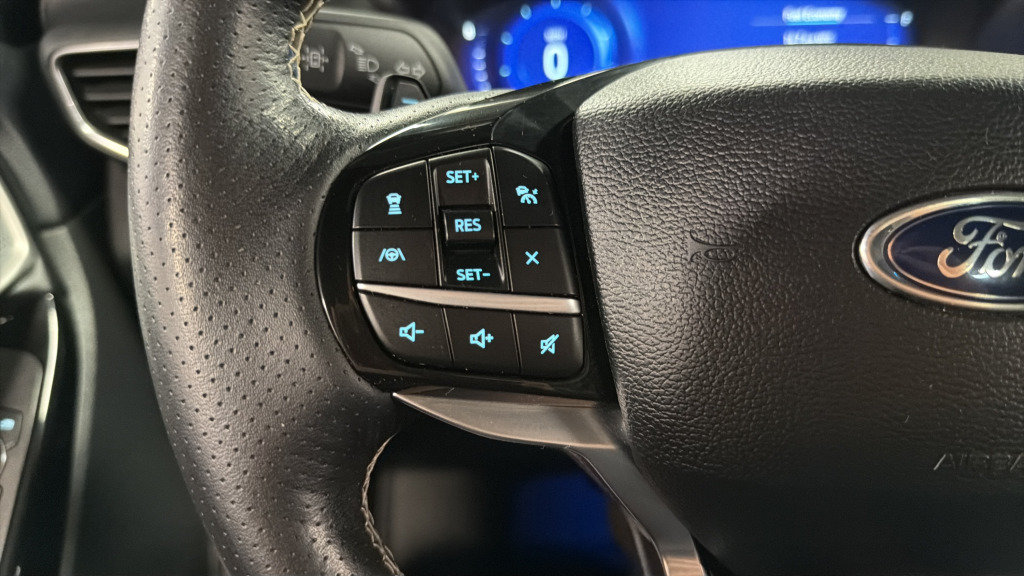 Used 2023 Ford Explorer ST w/ Equipment Group 401A AWD/4WD image 24