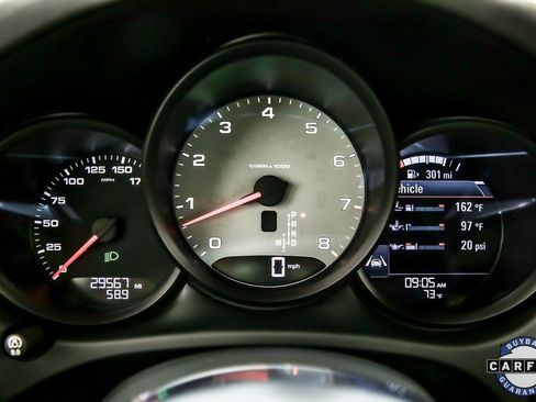 Used 2021 Porsche Macan S w/ Premium Package image 17