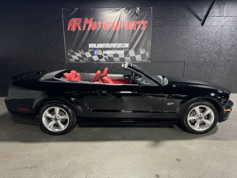 Used 2006 Ford Mustang GT image 7