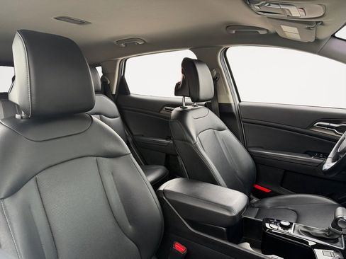 Used 2023 Kia Sportage EX image 15