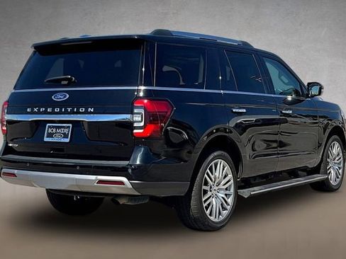 Used 2024 Ford Expedition Limited AWD/4WD image 2
