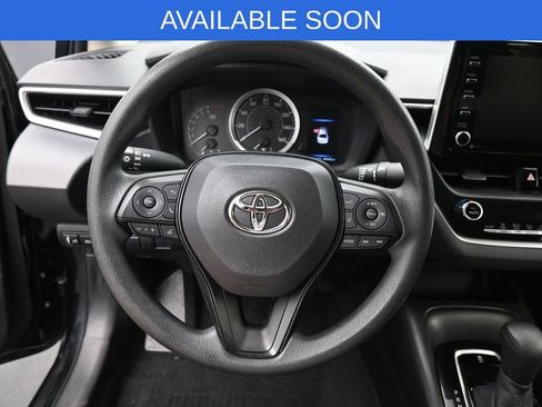 Used 2021 Toyota Corolla LE FWD image 14