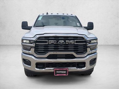 New 2026 RAM 2500 Tradesman w/ Chrome Appearance Group AWD/4WD image 6