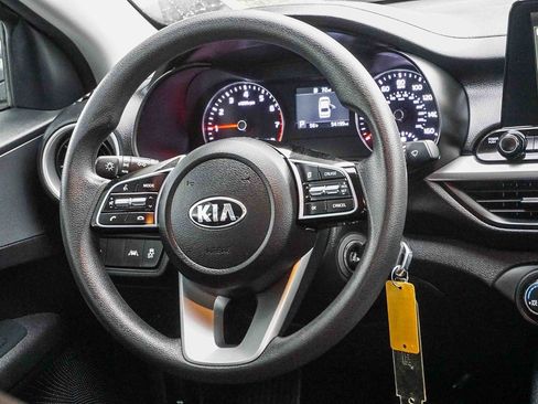 Certified 2021 Kia Forte LXS image 17