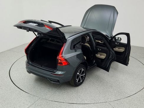 New 2026 Volvo XC60 B5 Core w/ Climate Package image 39