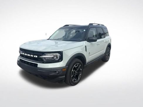 Used 2021 Ford Bronco Sport Outer Banks w/ Outer Banks Package AWD/4WD image 1