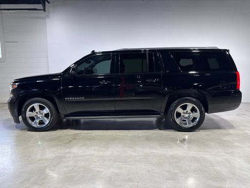 Used 2016 Chevrolet Suburban LT AWD/4WD image 4