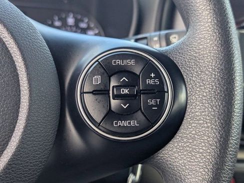 Used 2021 Kia Soul LX image 16