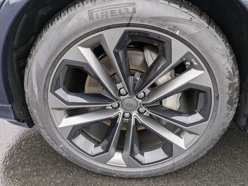 New 2026 Audi Q7 3.0T Premium Plus AWD/4WD image 10