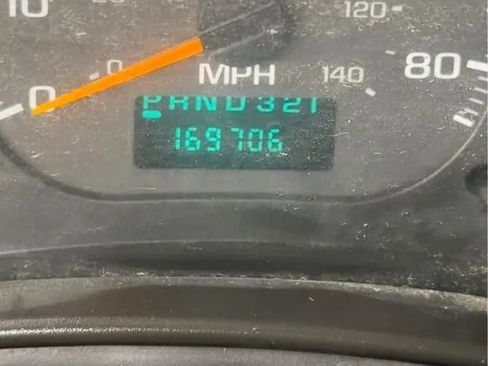 Used 2005 GMC TopKick C4500 2WD Regular Cab image 9