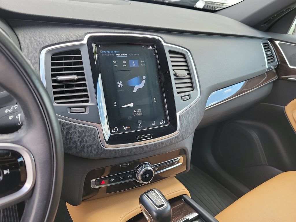 Used 2019 Volvo XC90 T6 Momentum w/ Protection Package Premier AWD/4WD image 15
