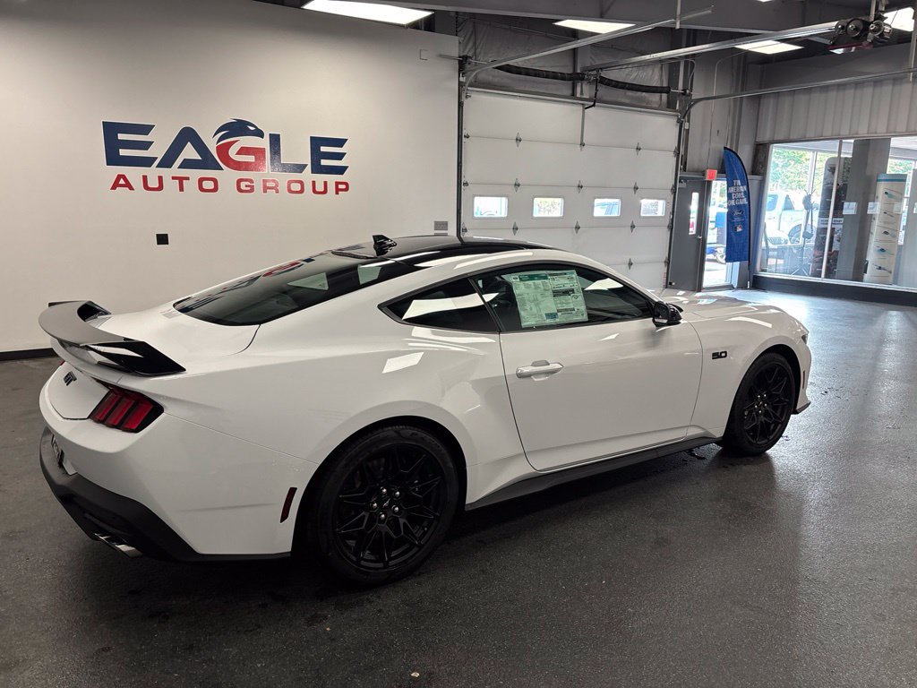 New 2026 Ford Mustang GT Premium w/ GT Performance Package RWD image 13