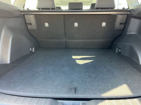 Used 2025 Toyota RAV4 XLE image 31