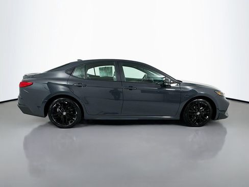 Used 2025 Toyota Camry SE w/ Multimedia Upgrade Package AWD/4WD image 5