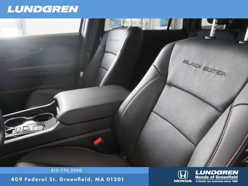 Used 2024 Honda Passport Black Edition image 11