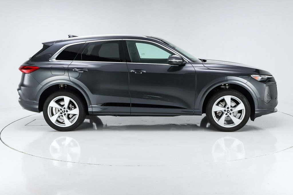 Used 2025 Audi Q5 Premium w/ Premium Plus AWD/4WD image 56