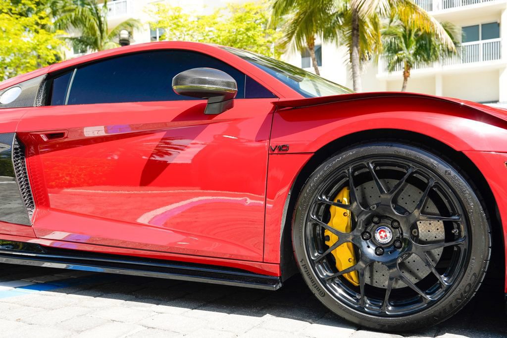 Used 2017 Audi R8 V10 plus w/ 20" Wheel Package AWD/4WD image 40