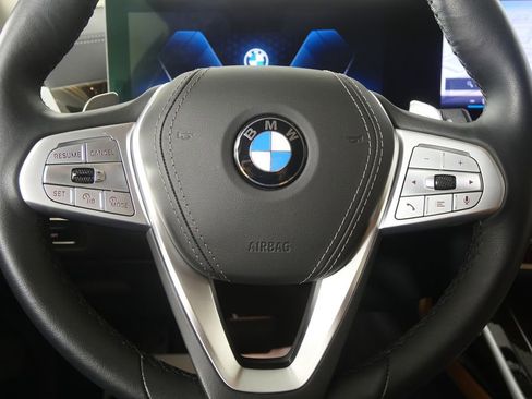 Used 2026 BMW X7 xDrive40i AWD/4WD image 21