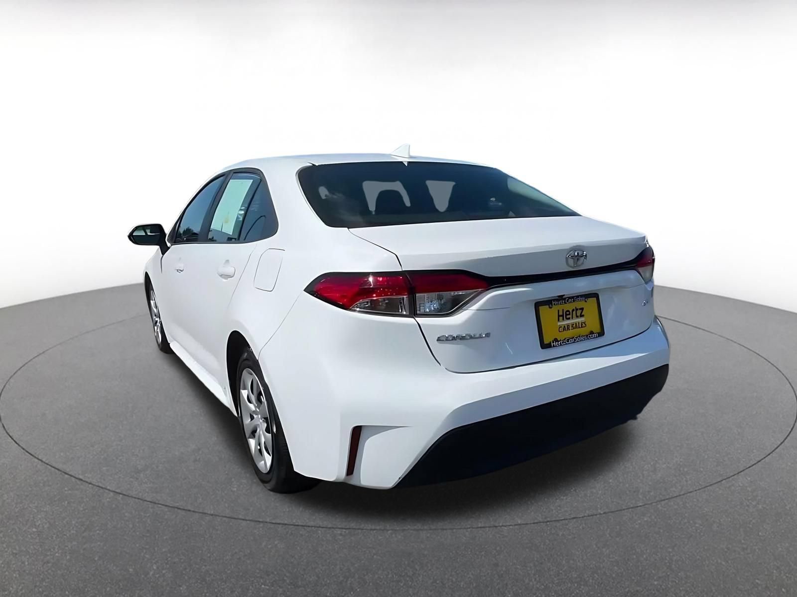 Used 2025 Toyota Corolla LE FWD image 10