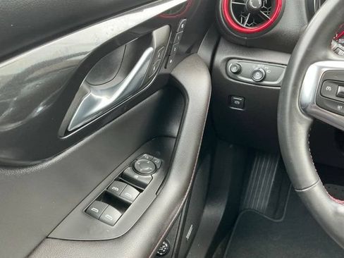 Used 2023 Chevrolet Blazer RS w/ Enhanced Convenience Package FWD image 22