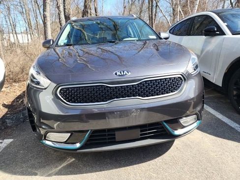 Used 2018 Kia Niro LX image 2