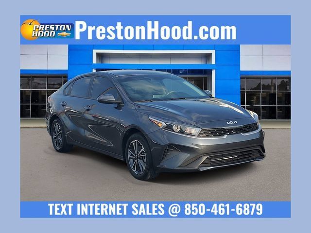 Used 2024 Kia Forte LXS w/ LXS Technology Package FWD image 1