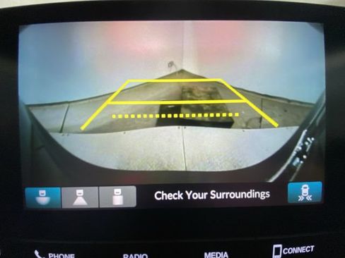 Used 2025 Honda CR-V EX image 17