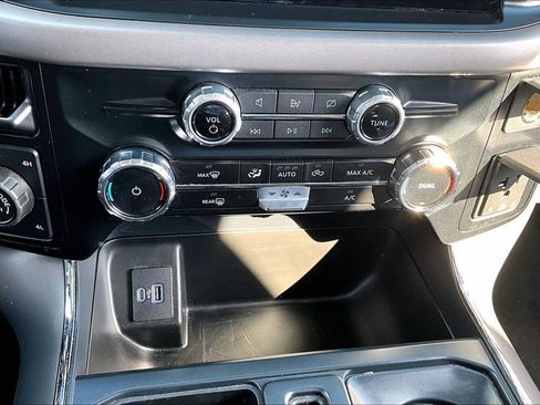 Used 2024 Ford F150 XLT w/ Mobile Office Package image 16