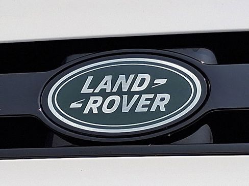 New 2025 Land Rover Defender 110 S image 24