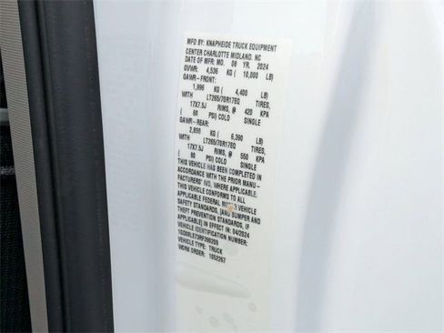 New 2024 GMC Sierra 2500 Pro w/ Convenience Package image 17