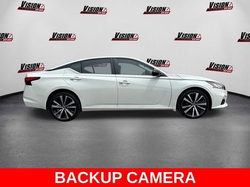 Used 2022 Nissan Altima 2.5 SR AWD/4WD image 4
