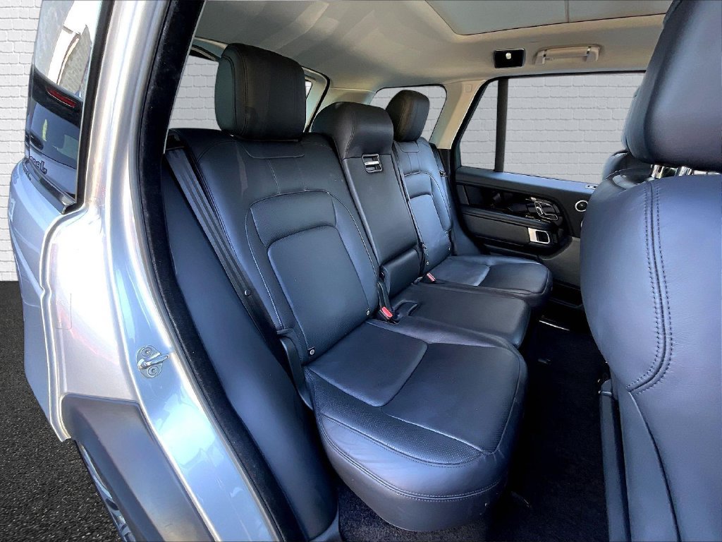 Used 2020 Land Rover Range Rover HSE AWD/4WD image 18