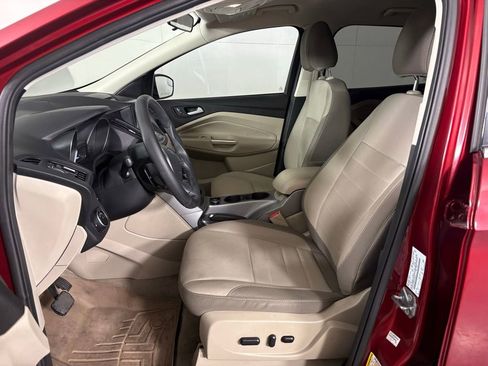 Used 2015 Ford Escape SE w/ Equipment Group 201A image 14