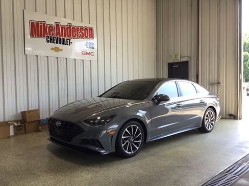 Used 2022 Hyundai Sonata Limited image 1