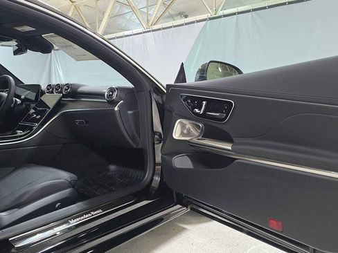 New 2026 Mercedes-Benz CLE 300 4MATIC Coupe image 10